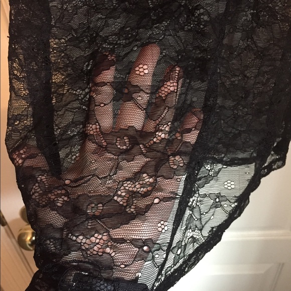 ❤️Black lace blouse - Picture 3 of 6